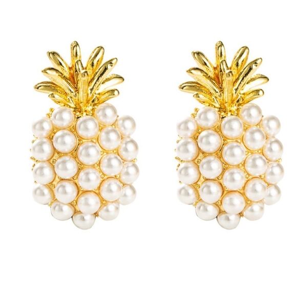 💫 Betsey Johnson New pearl pineapple studs 💫 - Picture 2 of 6